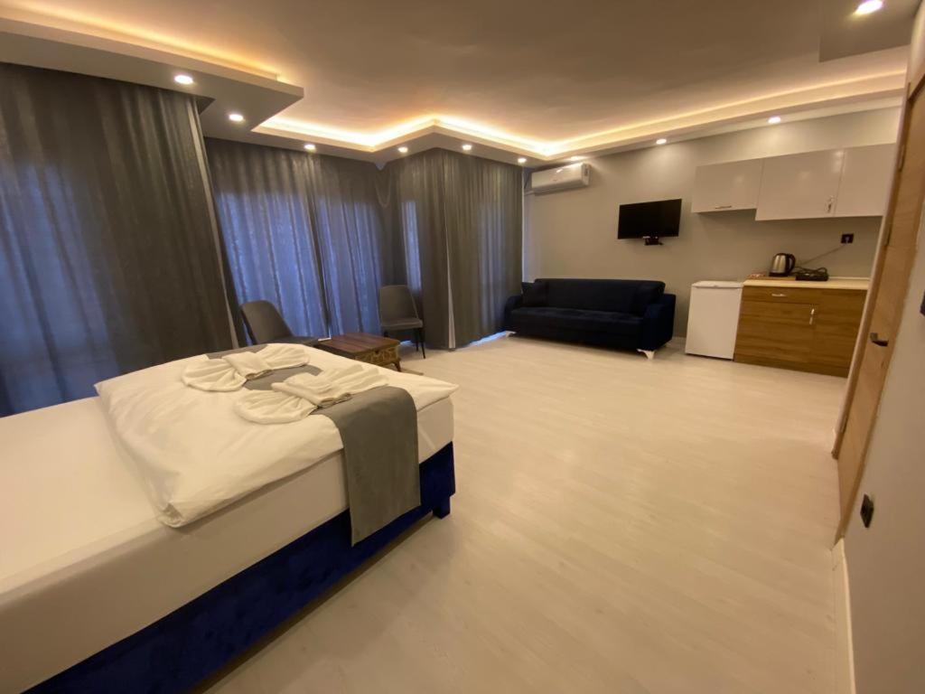 Big Peace Suites & Hotel Provincia di Provincia di Istanbul Esterno foto