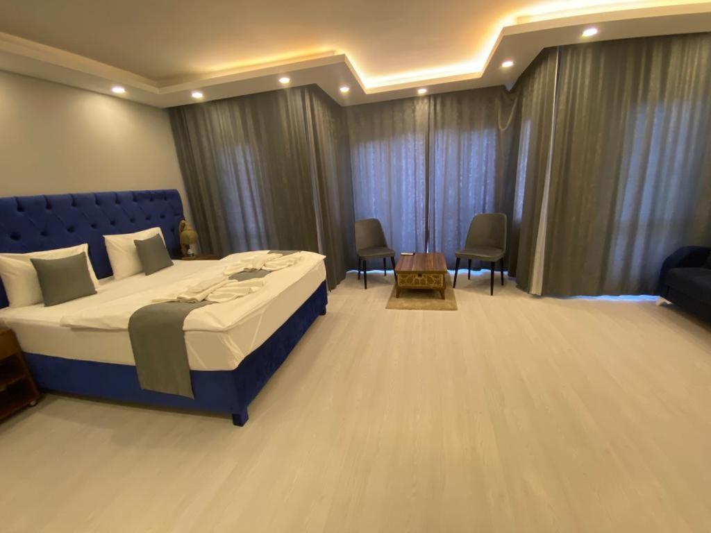 Big Peace Suites & Hotel Provincia di Provincia di Istanbul Esterno foto